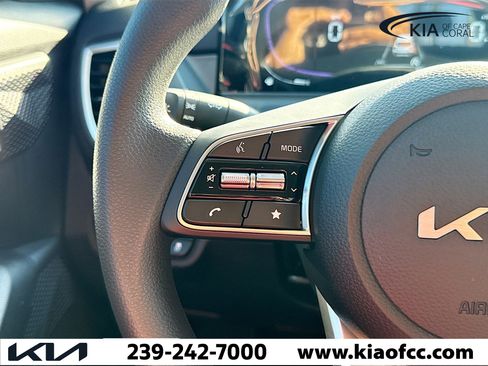 New 2026 Kia Seltos LX image 32