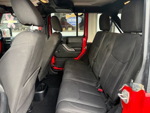 Used 2017 Jeep Wrangler Unlimited Sport AWD/4WD image 27