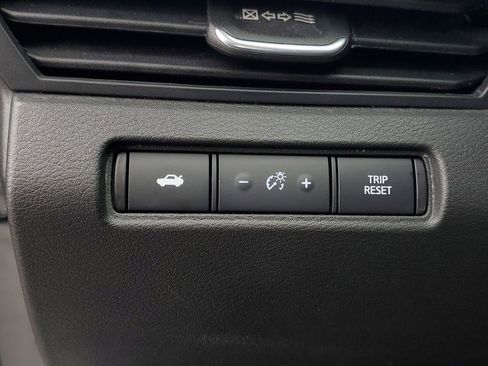 Used 2025 Nissan Altima 2.5 SV image 16