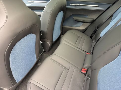 New 2026 Volvo EX30 Plus image 11