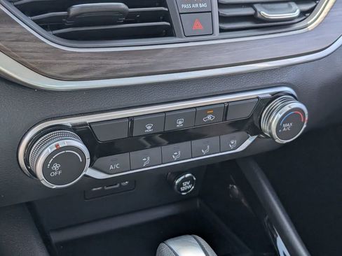 Certified 2024 Nissan Altima 2.5 SV image 24