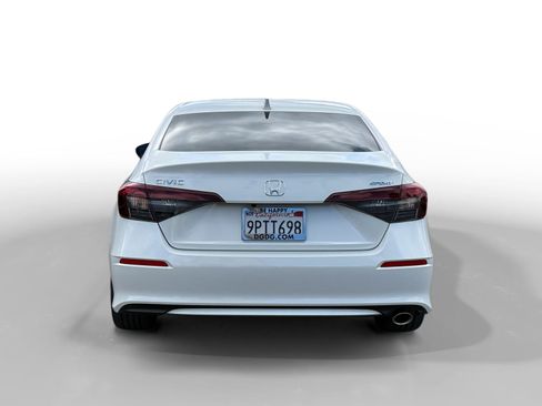 Used 2025 Honda Civic Sport image 4