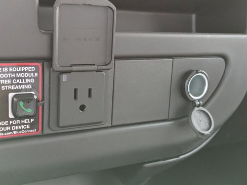 New 2025 Chevrolet Express 3500 w/ Power Convenience Package image 20