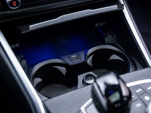 Certified 2022 BMW 330i xDrive Sedan w/ M Sport Package image 29