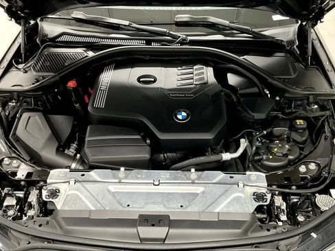 Used 2022 BMW 330i Sedan w/ M Sport Package RWD image 33