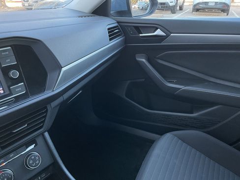 Used 2024 Volkswagen Jetta S image 34