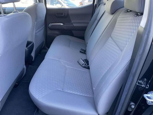 Used 2022 Toyota Tacoma SR5 image 23