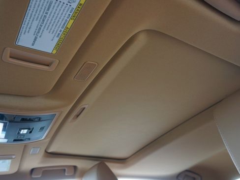 Certified 2024 Lexus ES 350 w/ Premium Package image 25