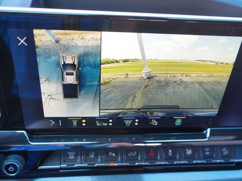 New 2026 Chevrolet Silverado 2500 ZR2 w/ LPO, Dark Essentials Package AWD/4WD image 44