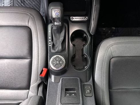 Used 2024 Ford Bronco Big Bend image 19