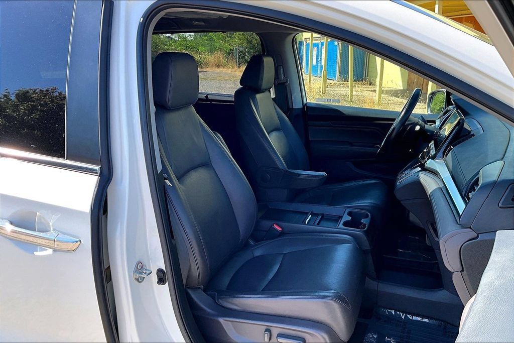 Used 2019 Honda Odyssey EX-L image 10