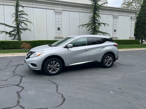 Used 2017 Nissan Murano SL AWD/4WD image 2