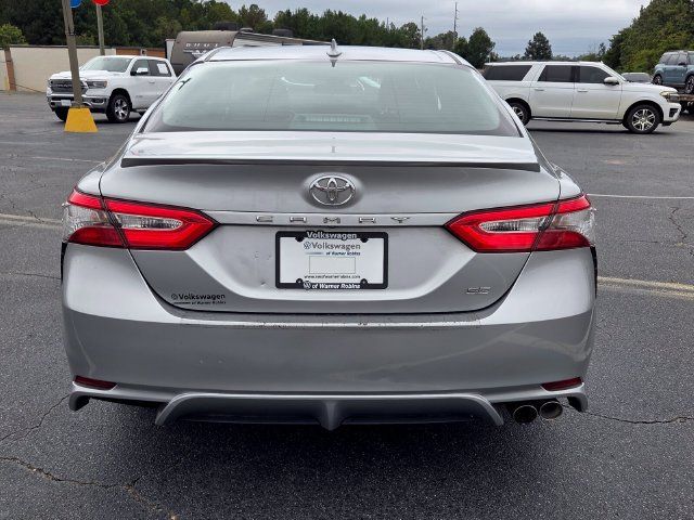 Used 2019 Toyota Camry SE FWD image 10