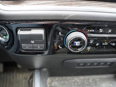 Used 2024 Chevrolet Silverado 2500 LT w/ Z71 Sport Edition image 5