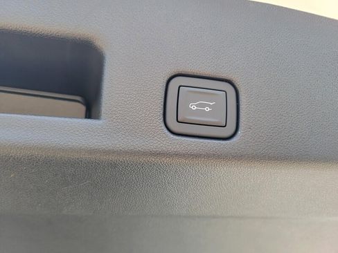 New 2026 Buick Enclave Preferred w/ Power Package image 9