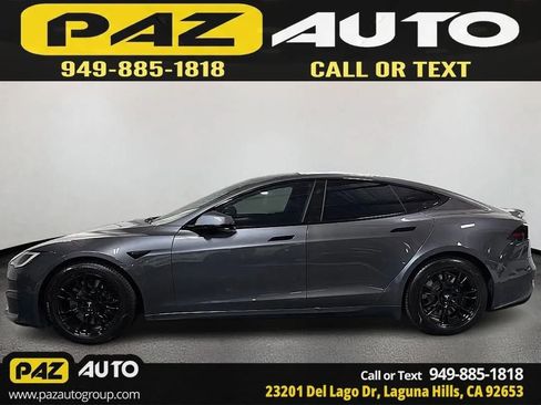 Used 2022 Tesla Model S Plaid image 2