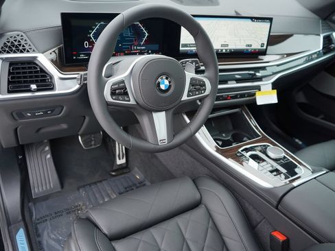 Used 2026 BMW X5 sDrive40i w/ M Sport Package RWD image 12