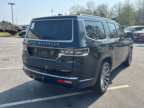 Used 2023 Jeep Grand Wagoneer Series II image 5