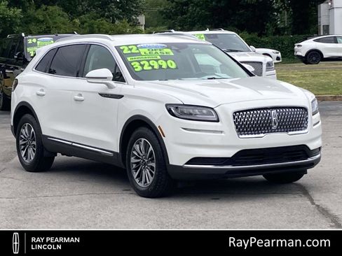 Certified 2022 Lincoln Nautilus AWD w/ Premium Package image 1