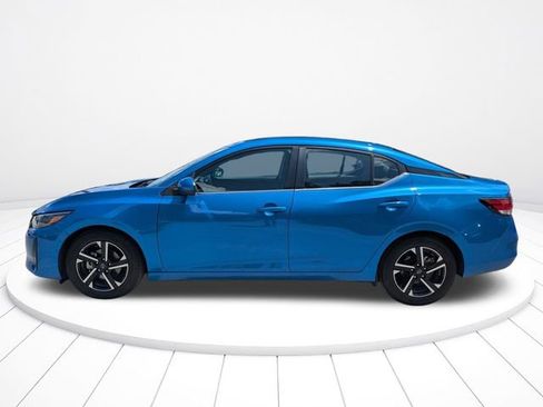 Used 2025 Nissan Sentra SV FWD image 7