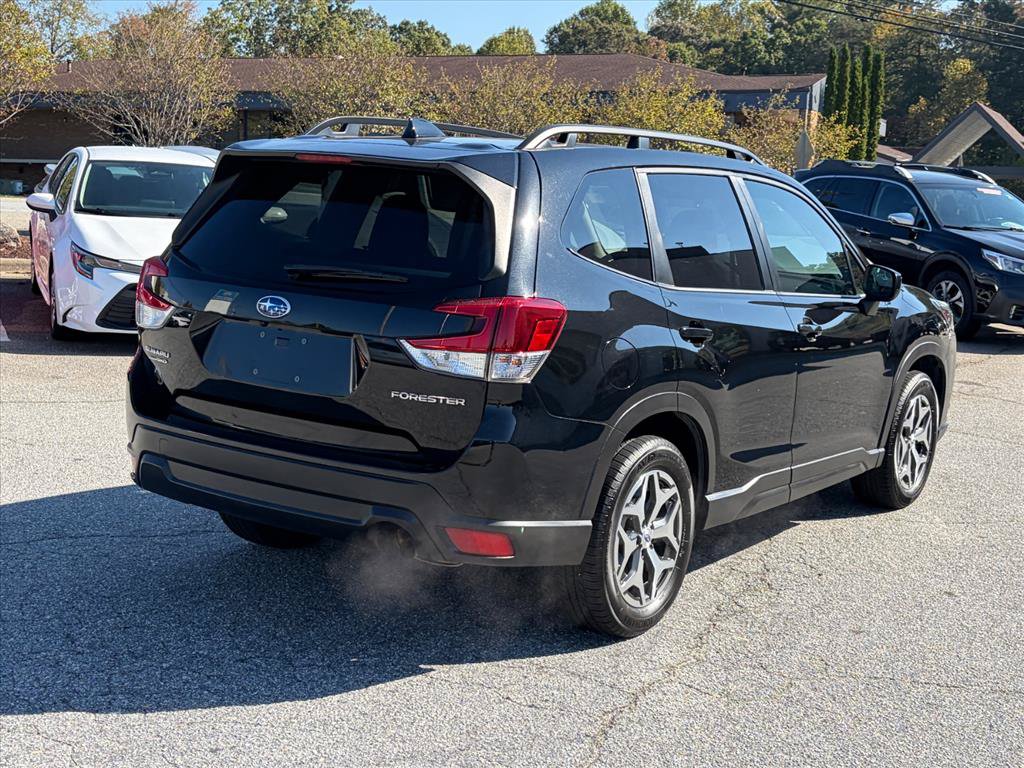 Used 2024 Subaru Forester Premium AWD/4WD image 4