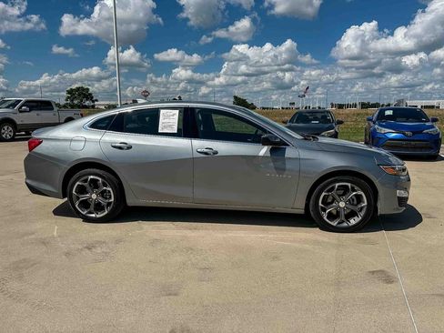 Used 2024 Chevrolet Malibu LT FWD image 14