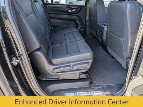 Used 2023 Chevrolet Suburban LT image 33