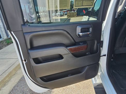 Used 2017 GMC Sierra 1500 SLT AWD/4WD image 11