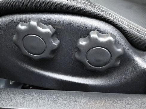 Used 2020 Nissan 370Z Touring w/ Aerodynamics Package image 8