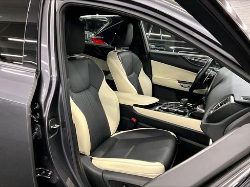 Used 2024 Lexus NX 350h AWD image 8