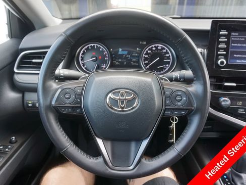 Used 2024 Toyota Camry SE AWD/4WD image 3