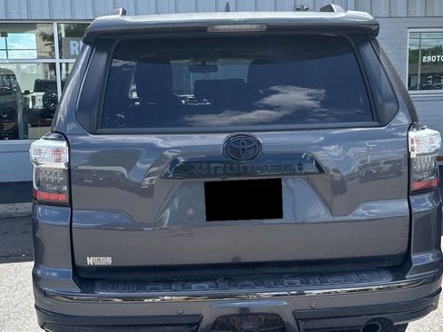Used 2019 Toyota 4Runner Limited AWD/4WD image 3