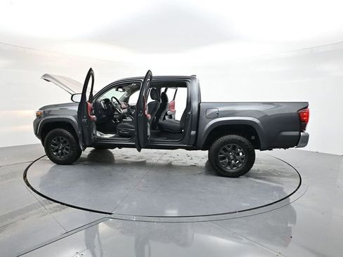Used 2023 Toyota Tacoma SR5 image 41