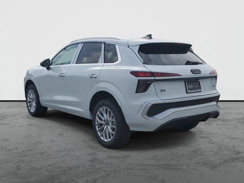 New 2026 Audi Q3 quattro 2.0T AWD/4WD image 3