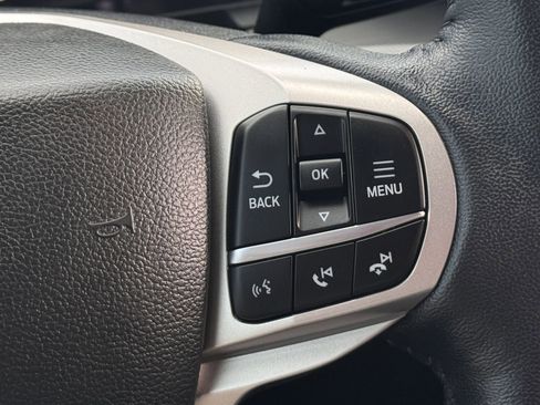 Used 2022 Ford Explorer XLT w/ Equipment Group 202A image 14