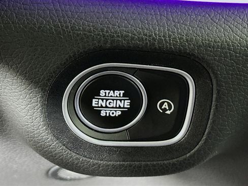 Used 2024 Mercedes-Benz GLE 350 4MATIC image 19