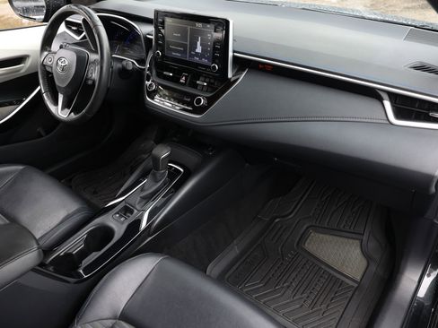 Used 2020 Toyota Corolla SE FWD image 22