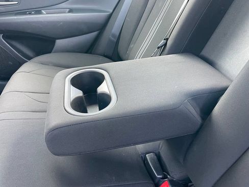Used 2025 Hyundai Elantra SEL FWD image 44