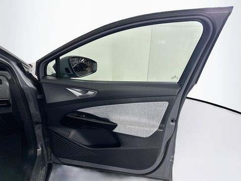 Used 2023 Volkswagen ID.4 2WD image 31