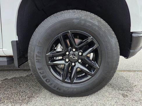 Used 2022 Chevrolet Silverado 1500 Custom Trail Boss image 29