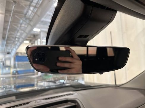 Used 2022 Chevrolet Silverado 2500 LTZ w/ LTZ Plus Package image 33