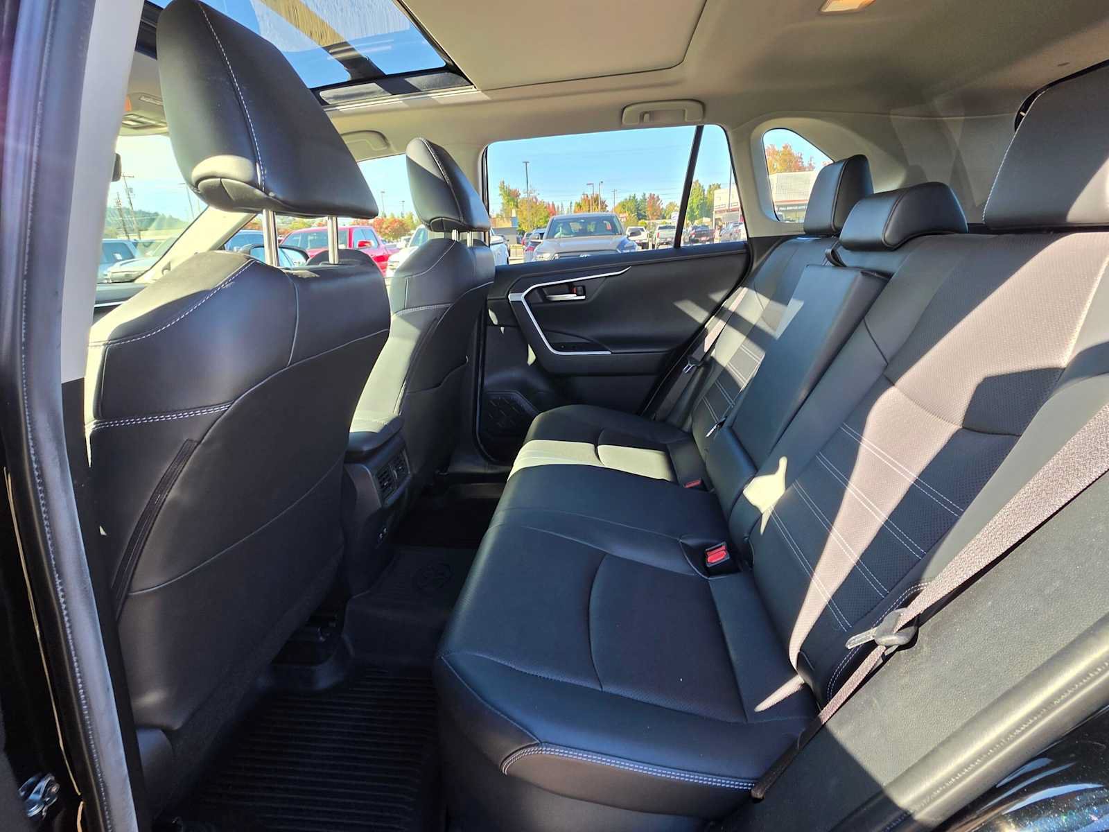 Certified 2020 Toyota RAV4 Limited AWD/4WD image 19