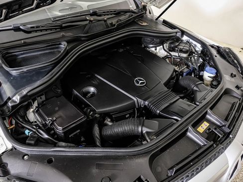 Used 2015 Mercedes-Benz GL 320 BlueTEC 4MATIC image 57