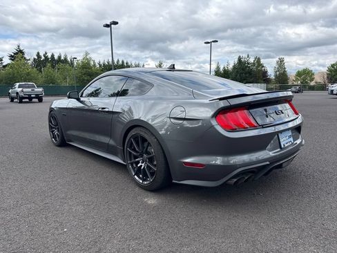 Used 2022 Ford Mustang GT Premium w/ Equipment Group 401A RWD image 5