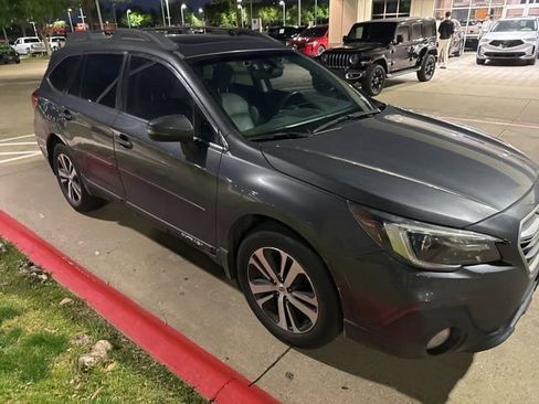 Used 2018 Subaru Outback 3.6R Limited image 1