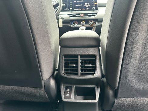 New 2026 Kia Seltos LX image 19