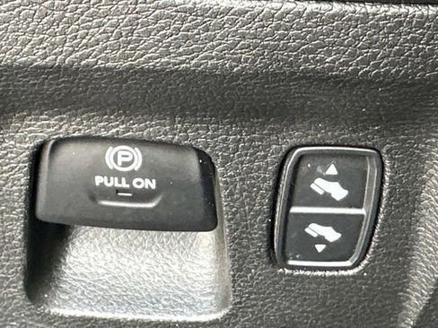 Used 2022 RAM 1500 Big Horn image 34