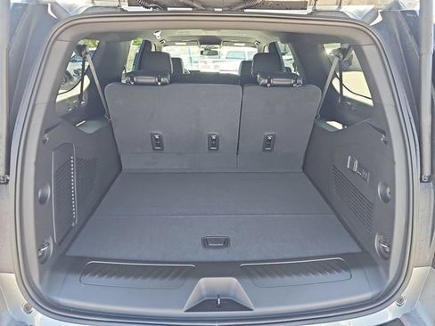 New 2026 GMC Yukon XL Elevation AWD/4WD image 17