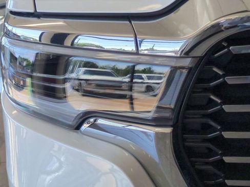 New 2026 RAM 1500 Tungsten AWD/4WD image 8