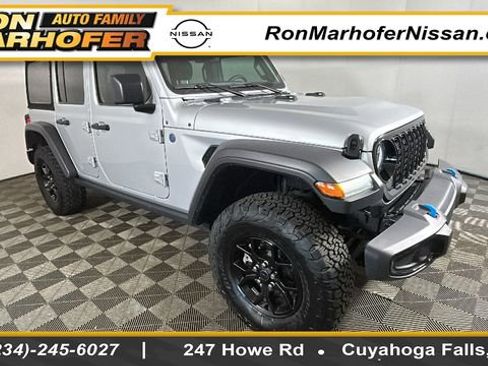 Used 2024 Jeep Wrangler Unlimited AWD/4WD image 1
